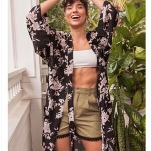 Spiritual Gangster Maya Kimono Black and White Floral One Size